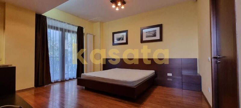 Baneasa, vila eleganta 5 camere, luxury living, curte privata